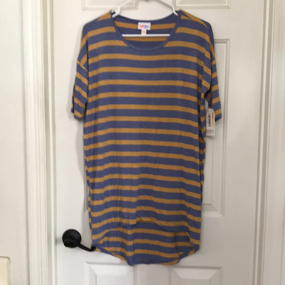 LuLaRoe loose fitting tunic